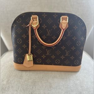 Louis Vuitton Alma PM
